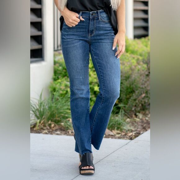 Judy Blue BRITTNEY MID RISE CUT HEM BOOTCUT Jeans Size 28/7 in Dark Blue‎ - Picture 1 of 14
